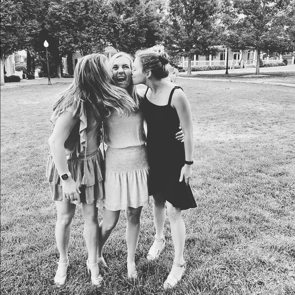 Meet your Posher, Katherine - Picture 4 of 8